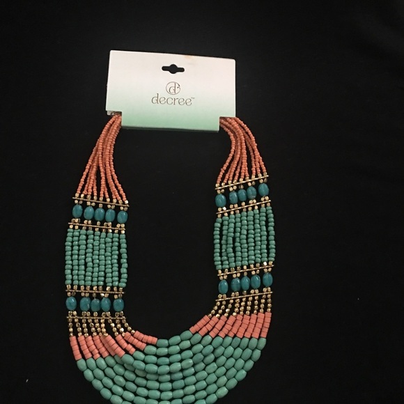 Decree Turquoise and Coral necklace - Picture 4 of 7